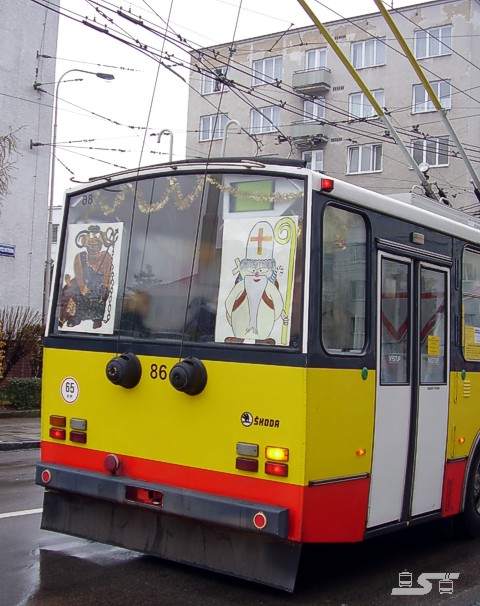 Kliknut�m okno zav�ete