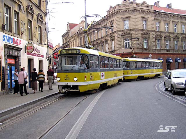 Kliknut�m okno zav�ete