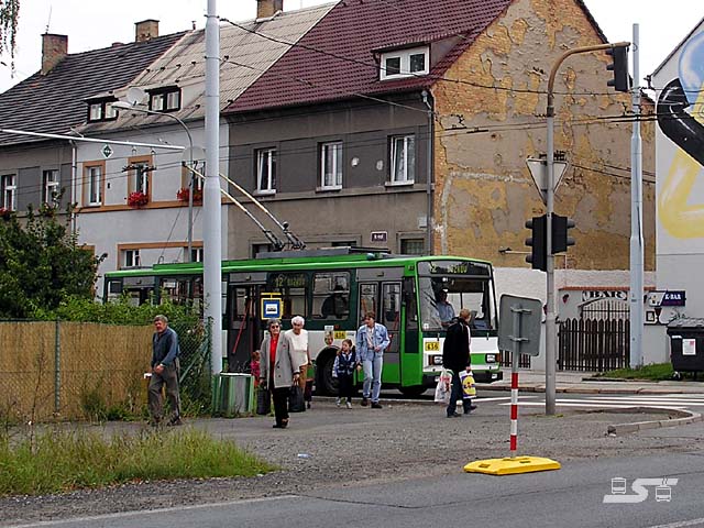 Kliknut�m okno zav�ete