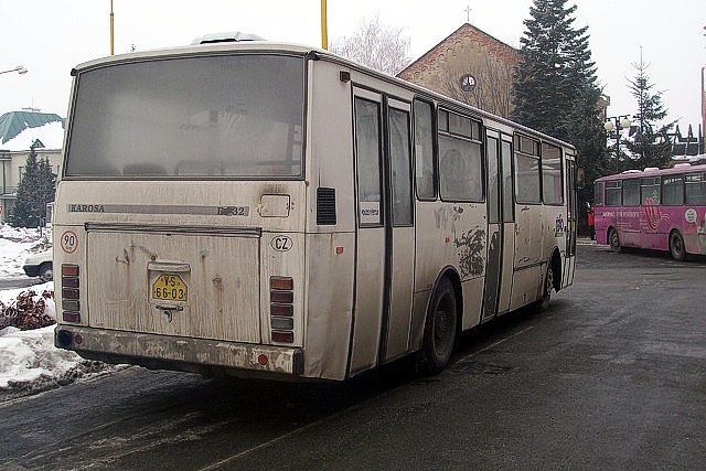 Kliknut�m okno zav�ete