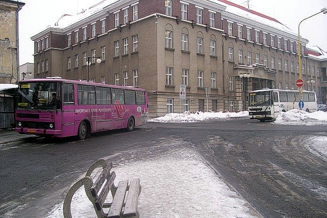 Kliknut�m okno zav�ete