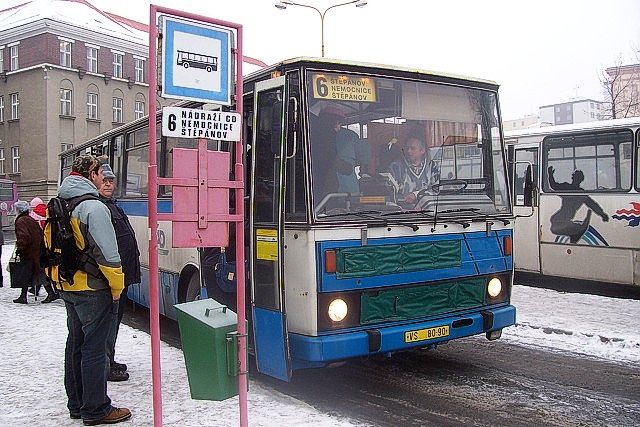 Kliknut�m okno zav�ete