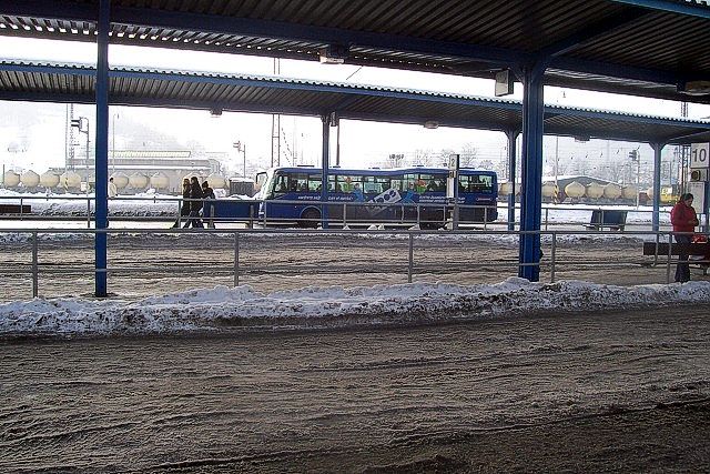 Kliknut�m okno zav�ete