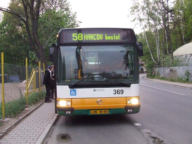 Kliknut�m okno zav�ete
