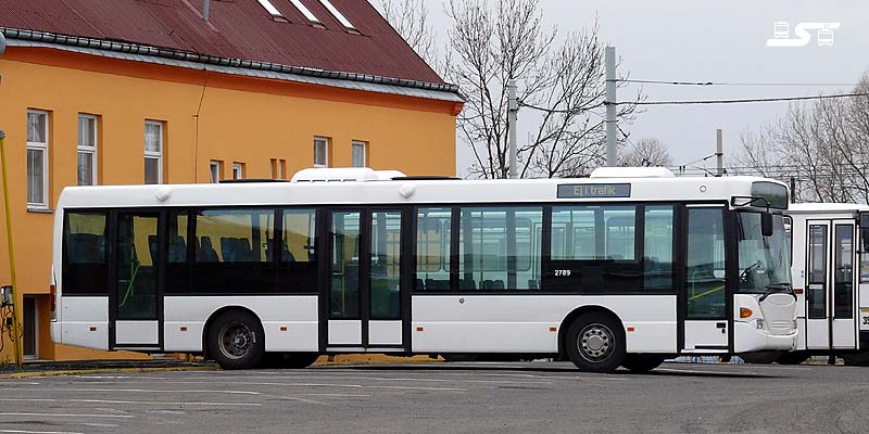 Kliknut�m okno zav�ete