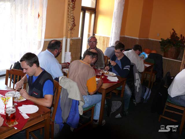 Kliknut�m okno zav�ete