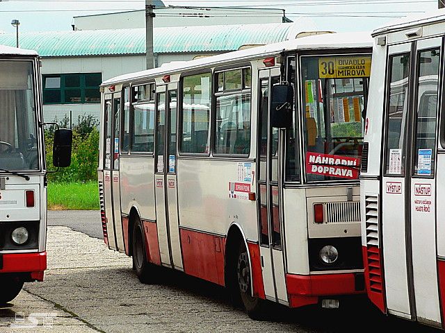 Kliknut�m okno zav�ete