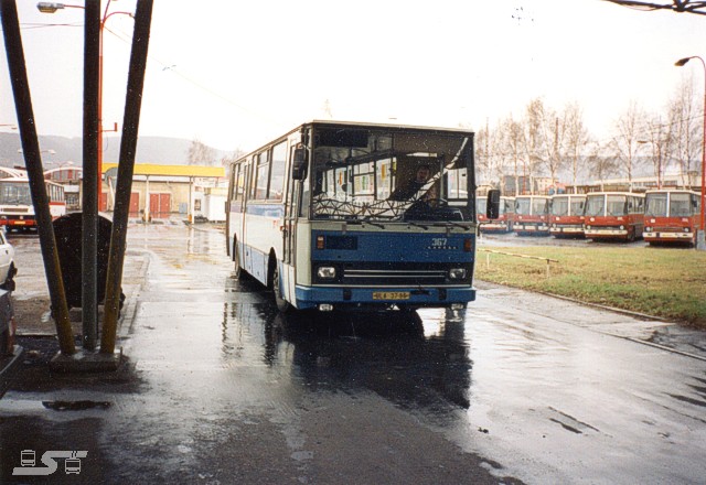 Kliknut�m okno zav�ete