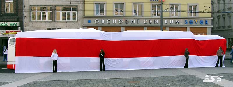Kliknut�m okno zav�ete