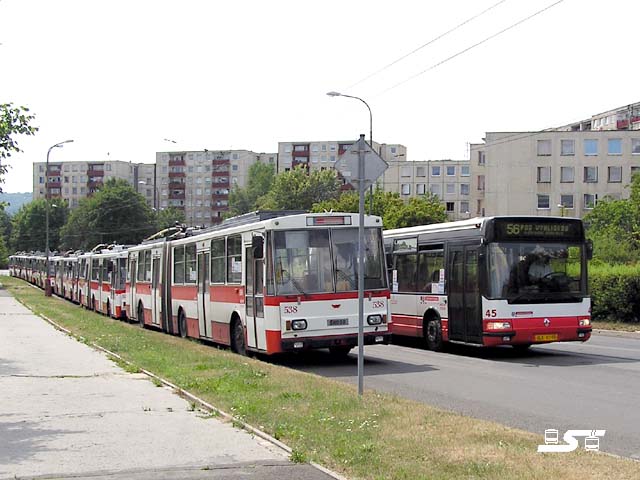 Kliknut�m okno zav�ete