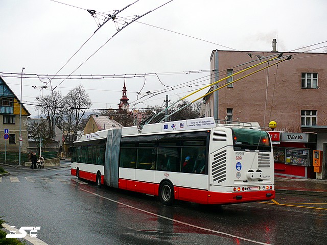 Kliknut�m okno zav�ete