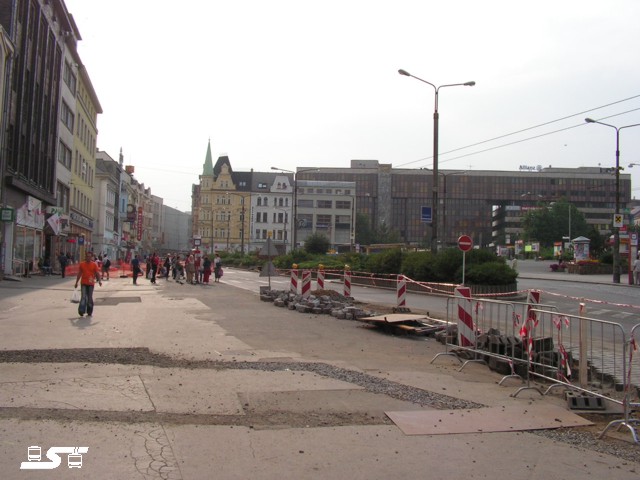 Kliknut�m okno zav�ete