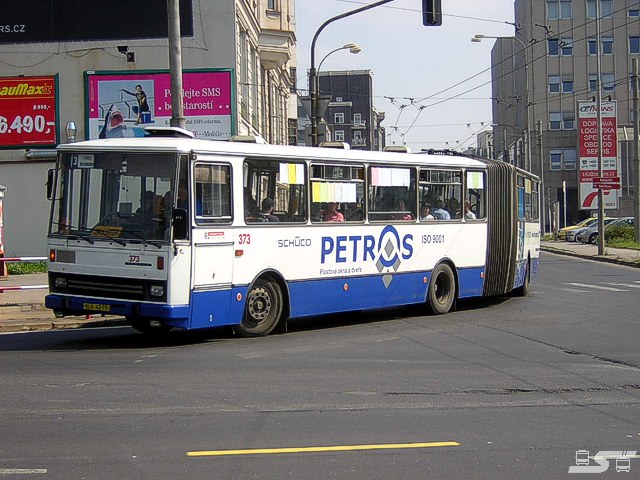 Kliknut�m okno zav�ete